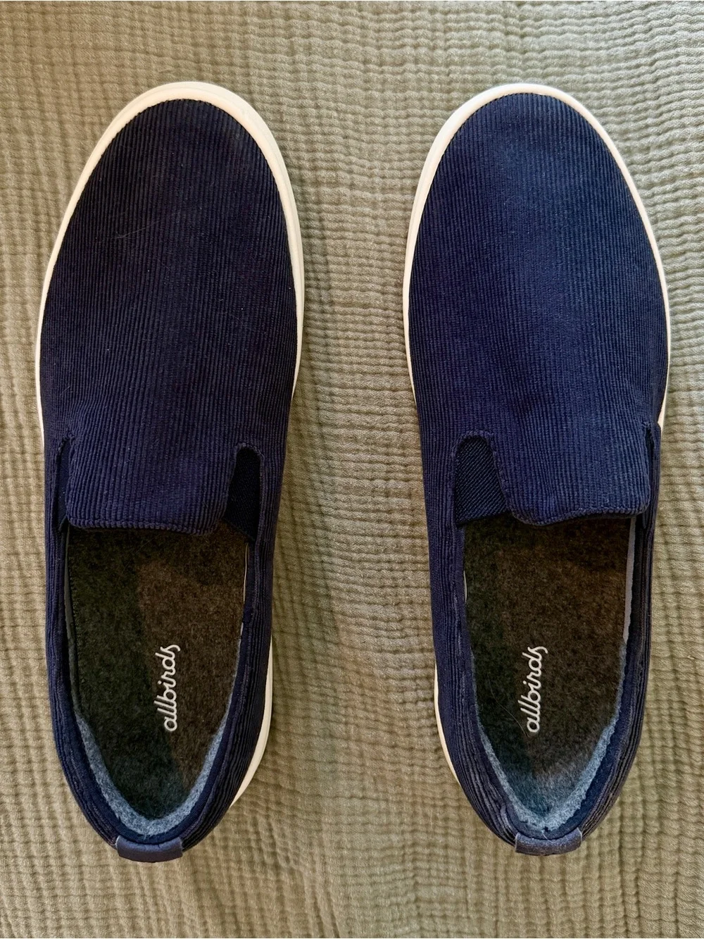 Allbirds Cruiser Slip-On Corduroy Dark Navy Men’s 9.5 (NEW in box)
